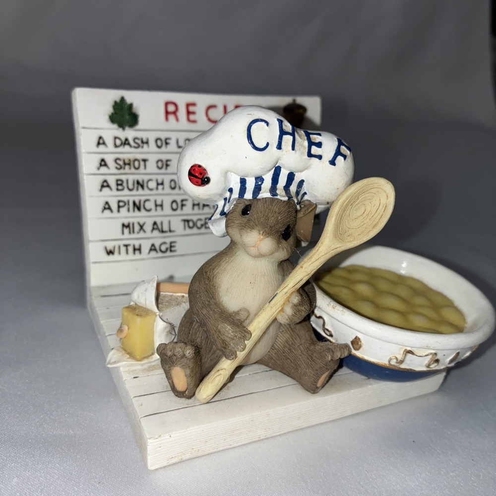 Charming Tails Figurine What’s Cookin 97/43 Mouse Chef Resin 2003 Multicolor